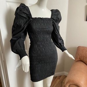 NWT Zara black puff sleeve body con  mini dress XS